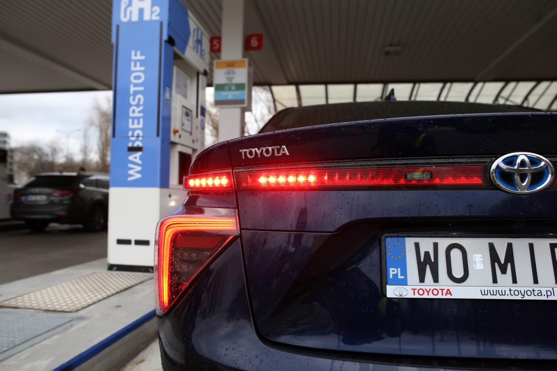 Czy auta na wodór zastąpią elektryczne?