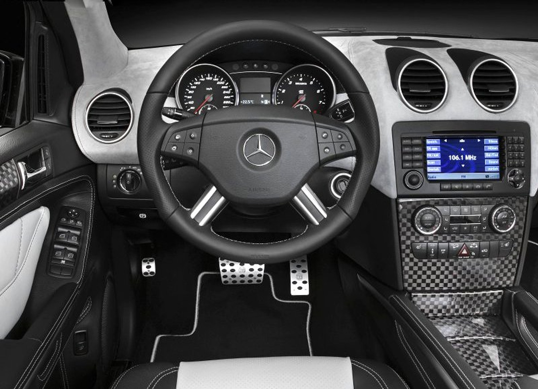 Genewa 2007: Brabus Widestar ML 63 AMG