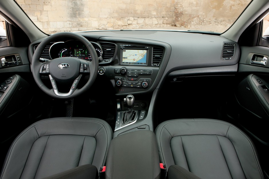 Kia Optima Hybrid poszerza ofertę