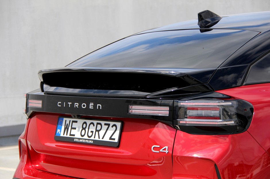 Citroen C4 Hybrid Max
