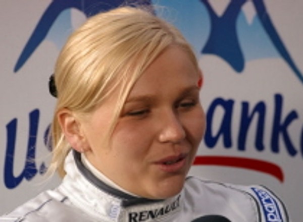 Wyścigi: Karolina Czapka w Renault Clio wicemistrzynią Czech