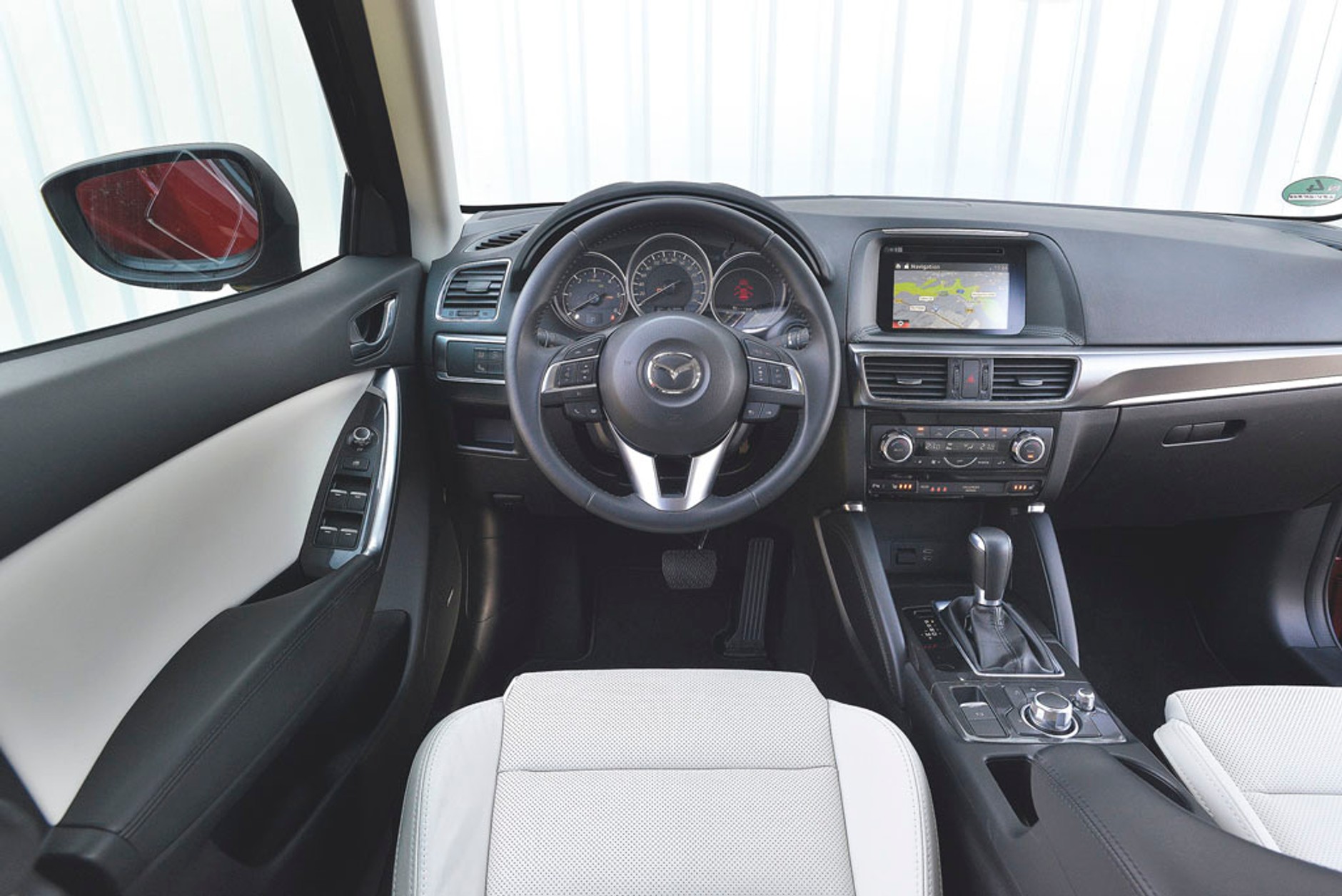 Miejsce trzecie - Mazda CX-5 Skyactiv-D - 454 punkty