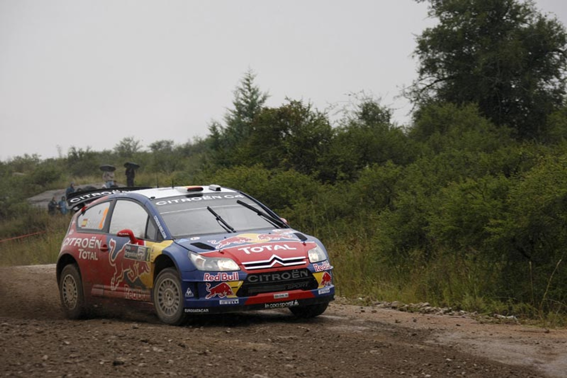 Rajd Argentyny 2008: Loeb zdecydowanym liderem (I. etap)