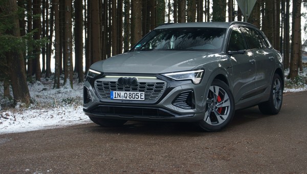 Stary znajomy z nową nazwą i większym zasięgiem. Przetestowałem Audi Q8 e-tron