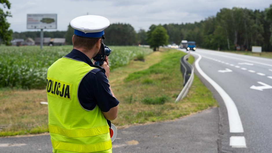 Kierowca Lexusa przekroczył prędkość o 15 km/h. Teraz grozi mu do 5 lat więzienia