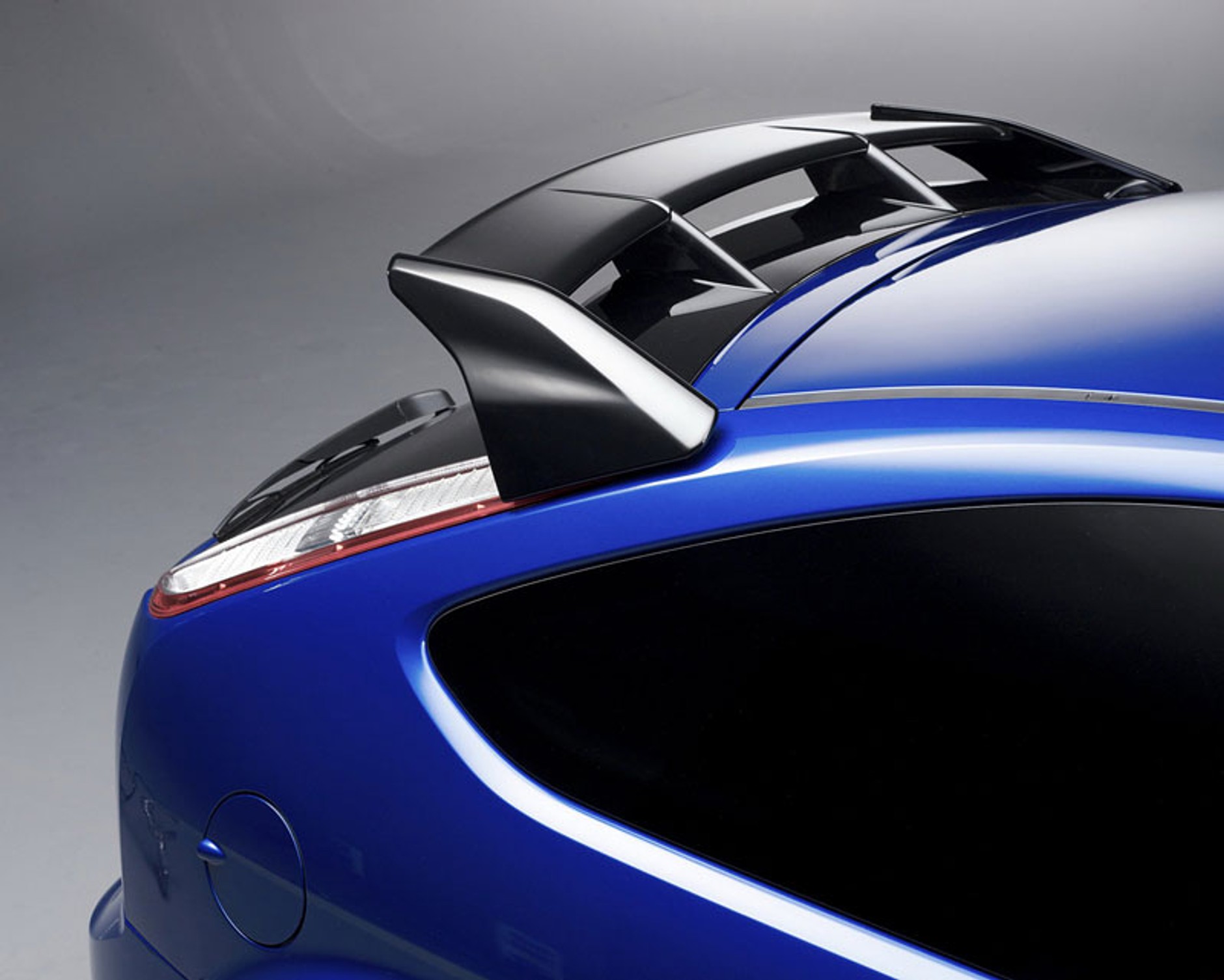 Ford Focus RS: najszybszy Focus wszech czasów (2,5 T, 305 KM, 263 km/h)