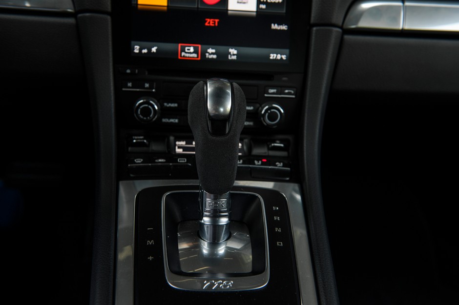 Jaguar F-Type i Porsche 718 Cayman