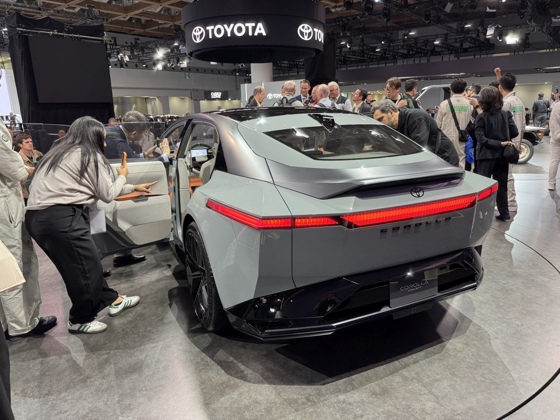 Koncepcyjna Toyota Corolla na 2025 Japan Mobility Show