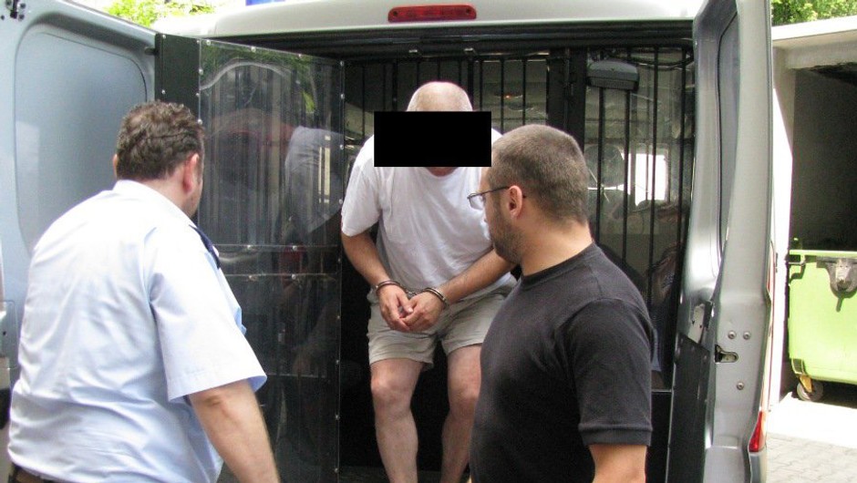 Jechał wężykiem i przysypiał za kierownicą