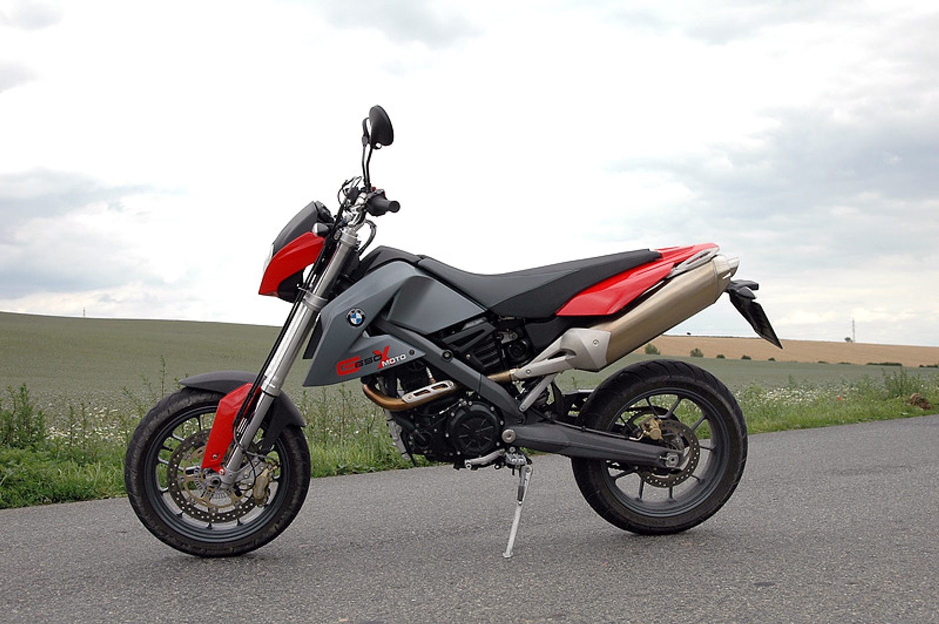 BMW G650 Xmoto: zabawka do miasta (test)