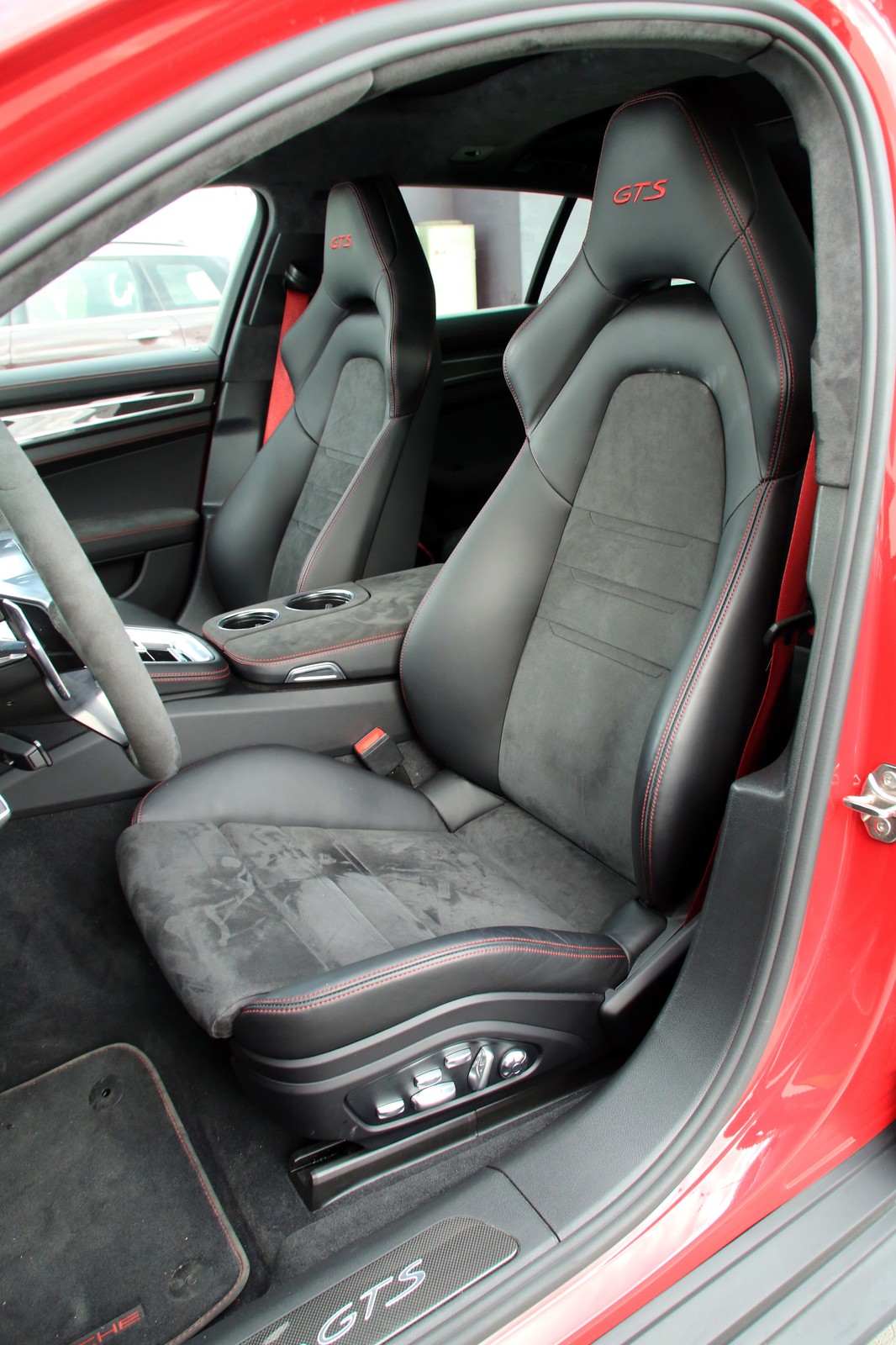 Porsche Panamera GTS