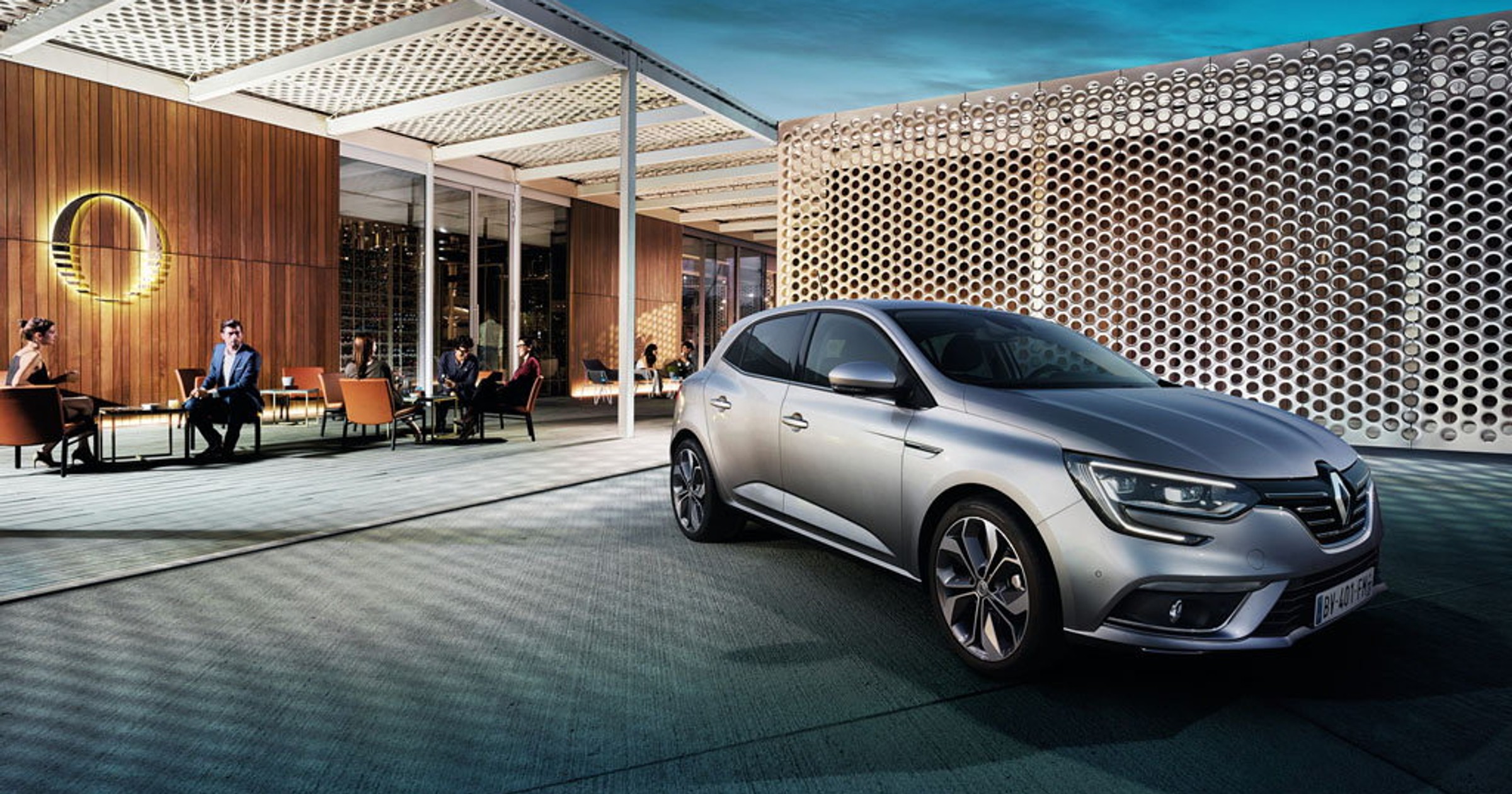 Frankfurt 2015 - Renault rusza do ataku z nowym Meganem