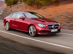 Mercedes Klasy E coupe – Robi duże wrażenie!