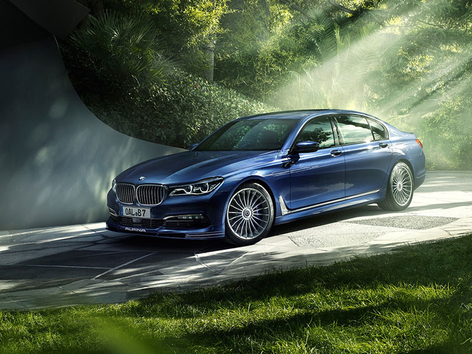 Genewa 2016: Alpina B7 Bi-Turbo xDrive