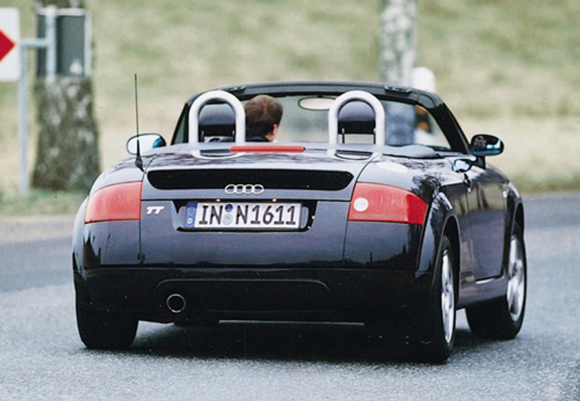 Audi TT - Tani, ale atrakcyjny