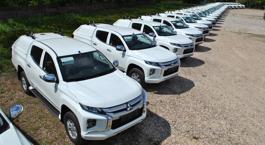 130 Mitsubishi L200 dla PKP PLK