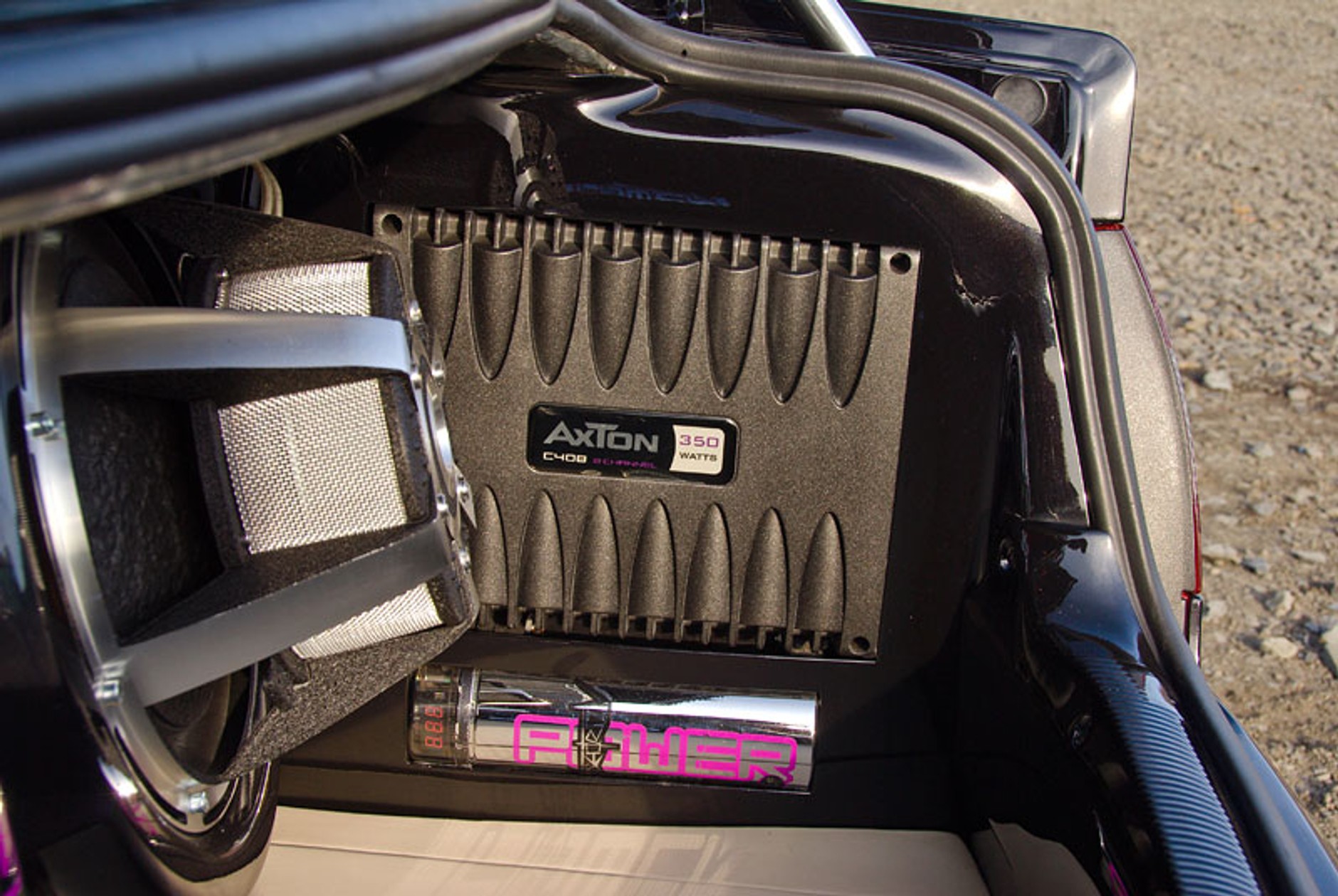 Garaż tunera: Audi A4 – dama w czerni