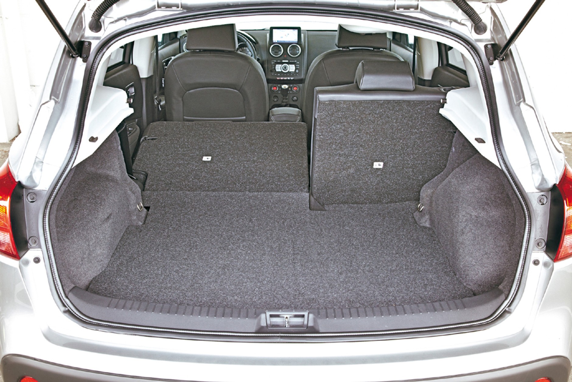 Skoda Yeti kontra Nissan Qashqai - Crossovery są dzisiaj w modzie