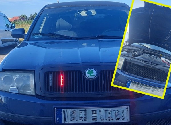 Policjanci otworzyli maskę skody i oniemieli. Kierowca stanie za to przed sądem