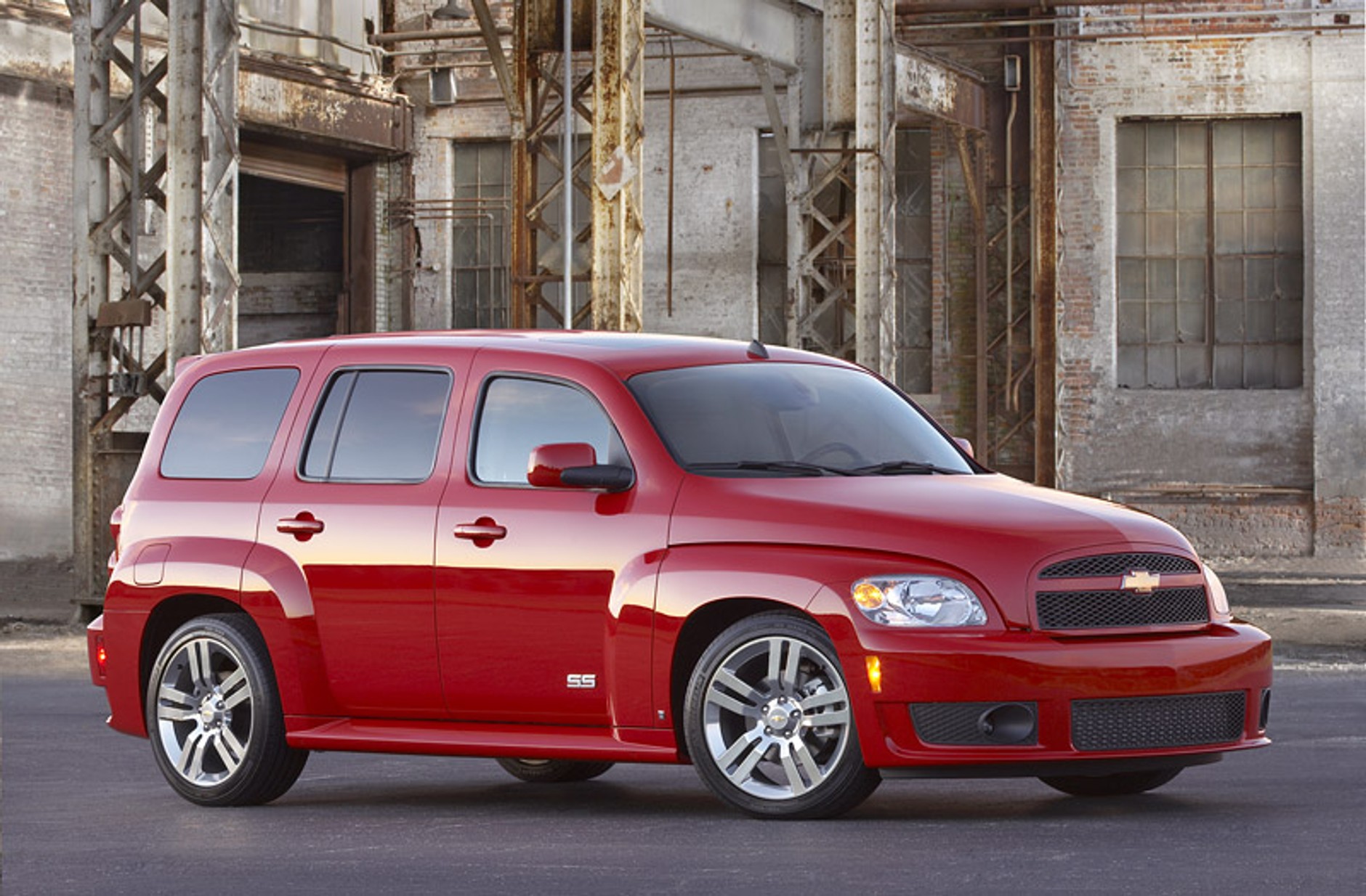 Chevrolet HHR SS: oficjalne informacje o ostrym modelu na rok 2008