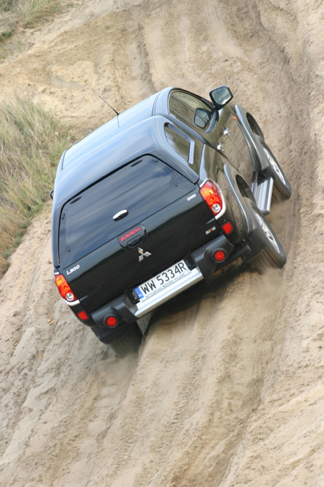 Mitsubishi L200 - Sprawny na każdej drodze