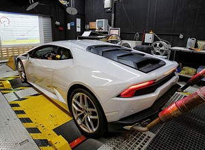 Lamborghini Huracán bije rekordy