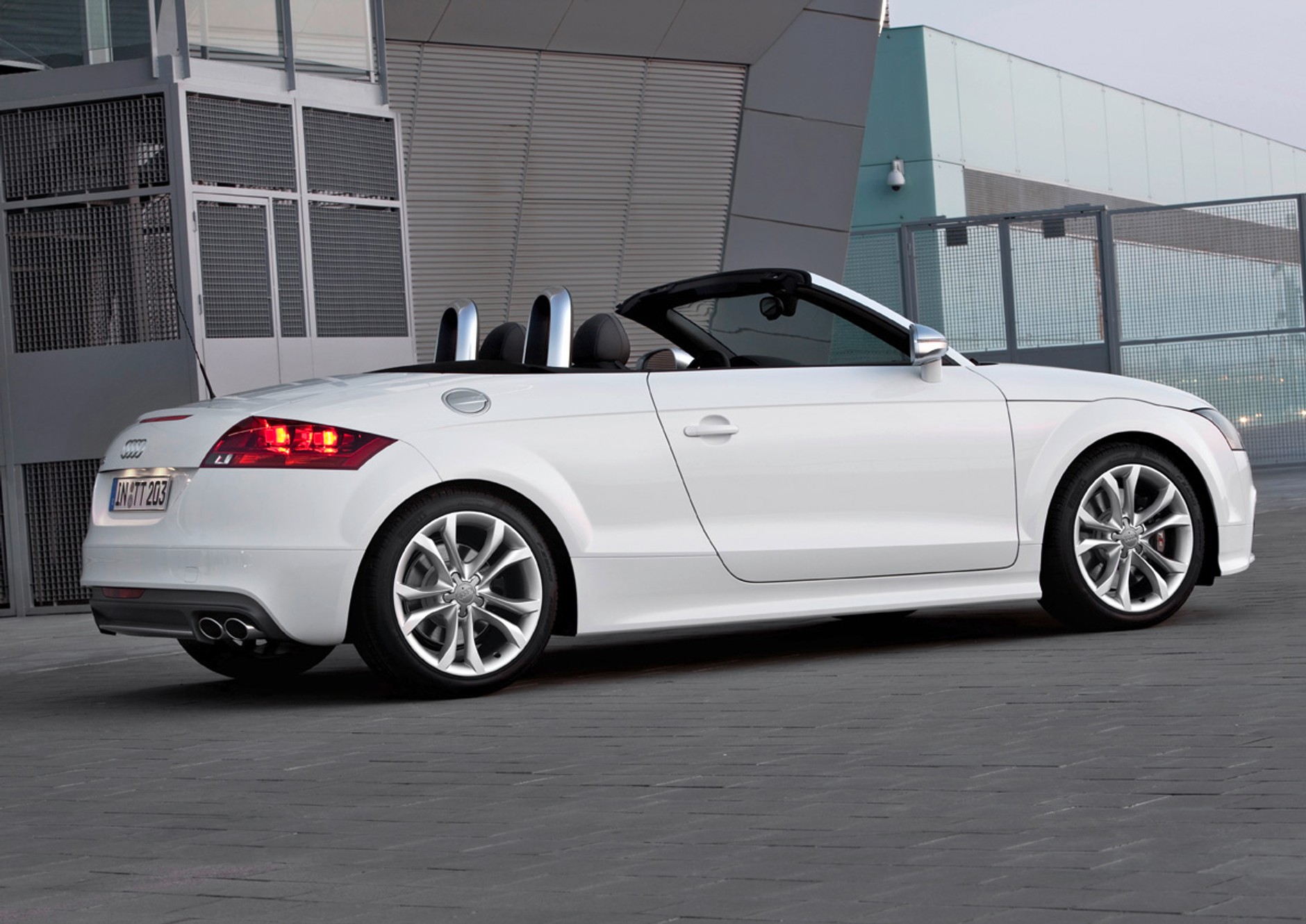 AMI 2010: Audi TT po wiosennym faceliftingu