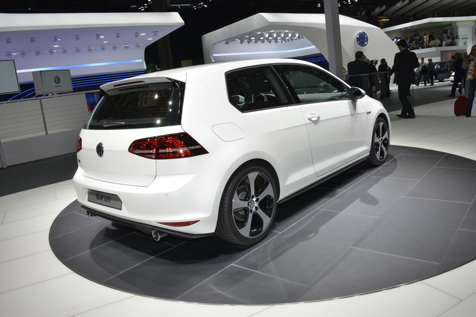 Volkswagen Golf GTI ma się dobrze