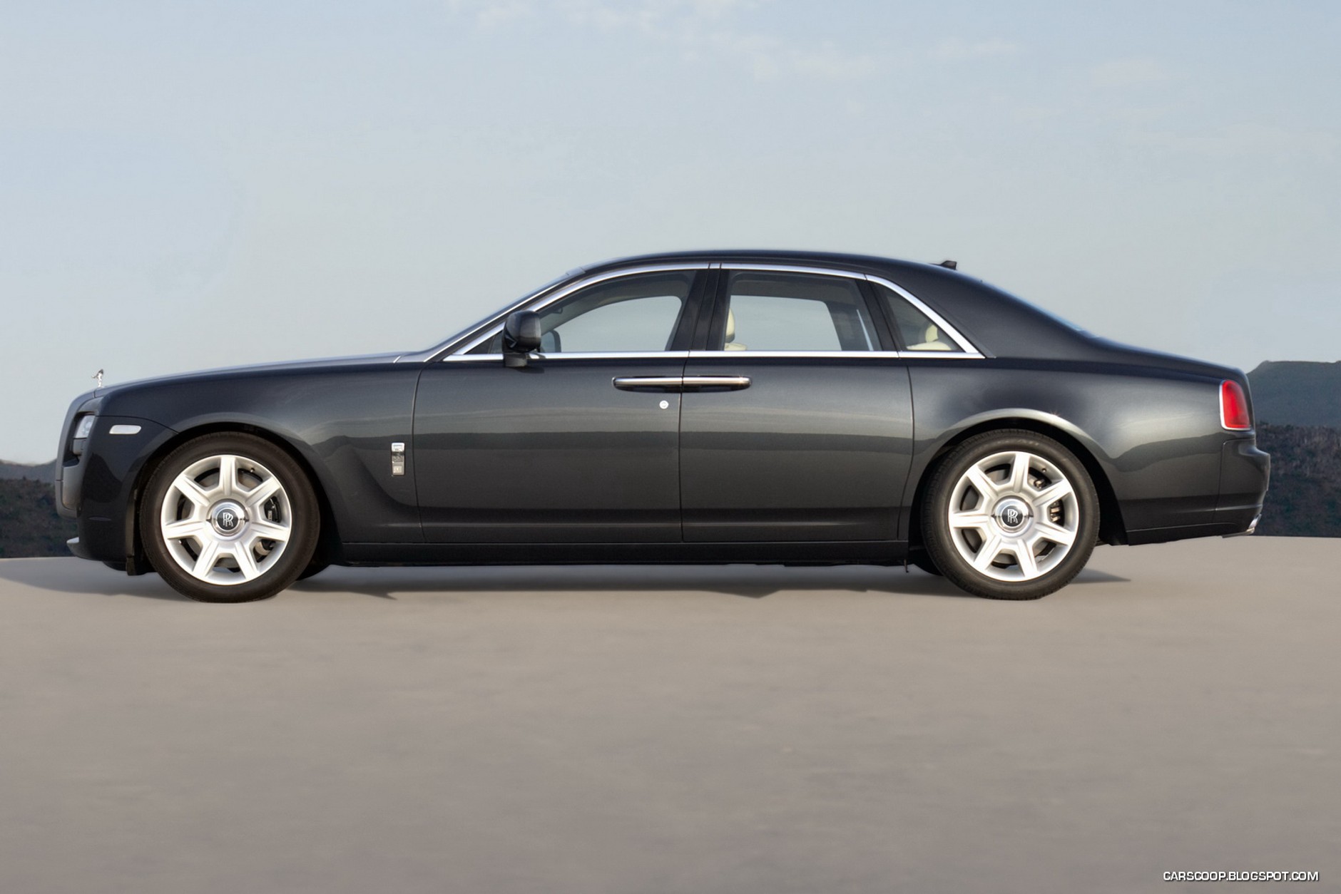 Rolls-Royce Ghost - "Baby Rolls" w pełnej krasie