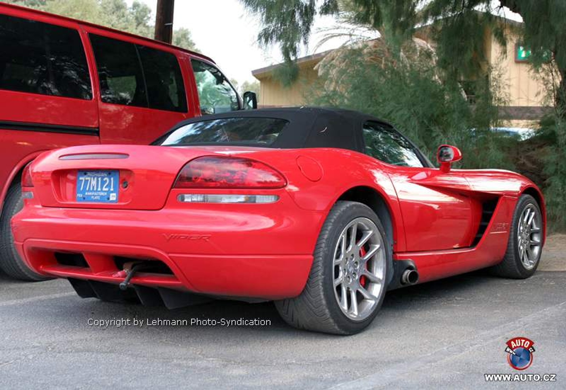 Zdjęcia szpiegowskie + film: Dodge Viper Diamondback