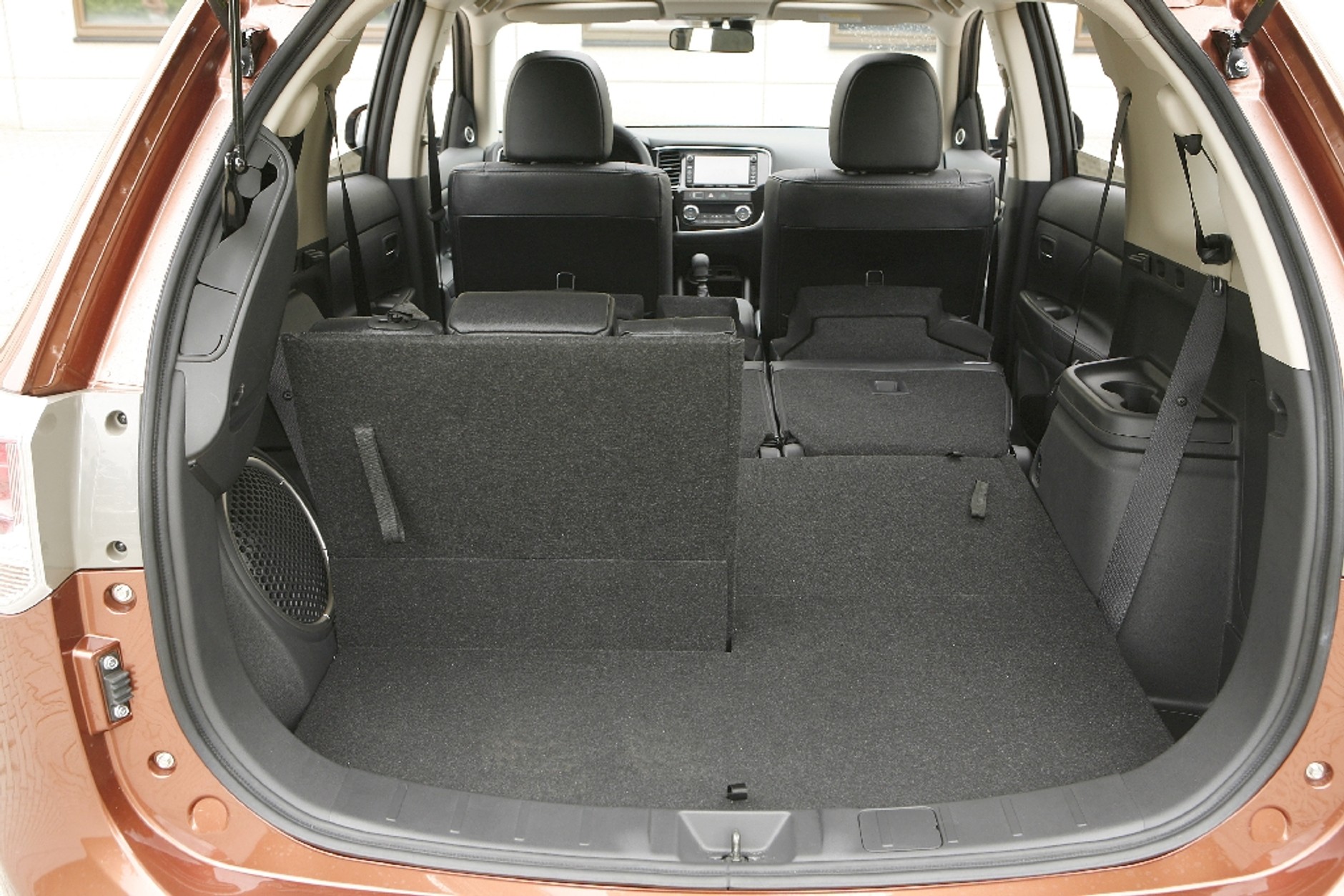 Mitsubishi Outlander bez tajemnic - zdjęcia