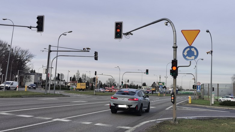 Skrzyżowanie w Jabłonnie: to łatwo stracić prawo jazdy