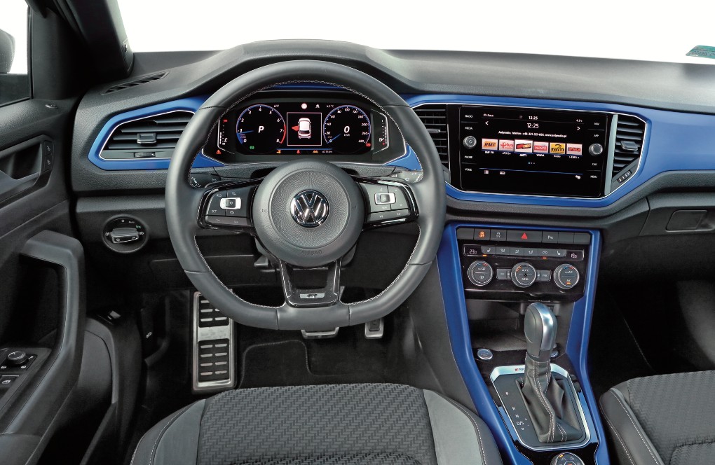 Sterowanie klimatyzacją pokrętłami to o wiele lepsze rozwiązanie niż gładziki, ale nie jest we wszystkich T-Rocach