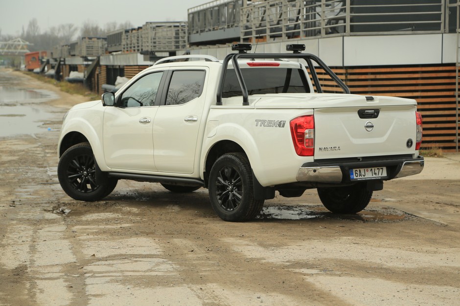 Nissan Navara Trek