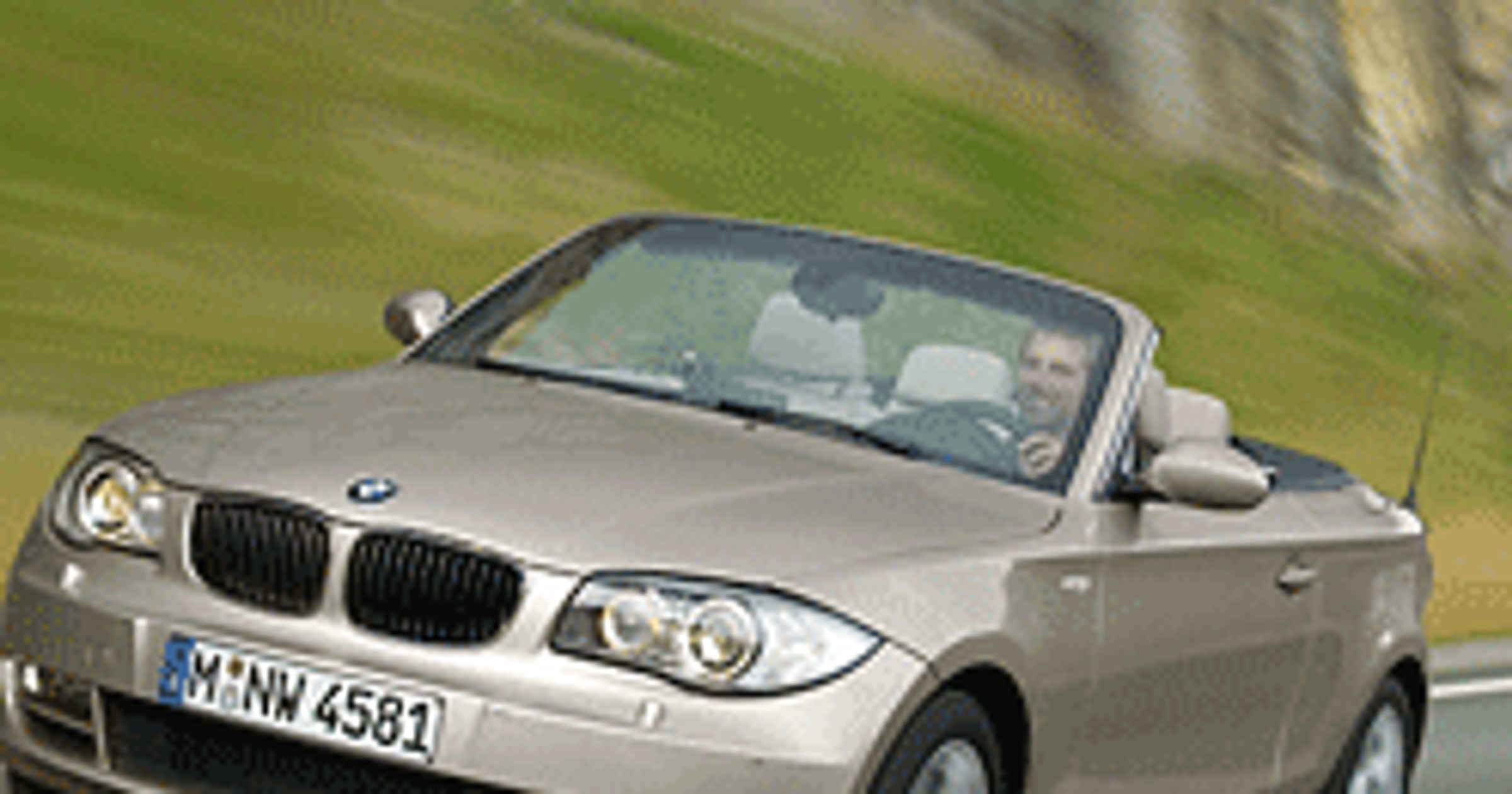 BMW 1 Cabrio: nowe fotografie i oficjalne informacje