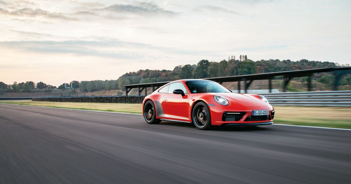 Porsche 911 Carrera 4 GTS