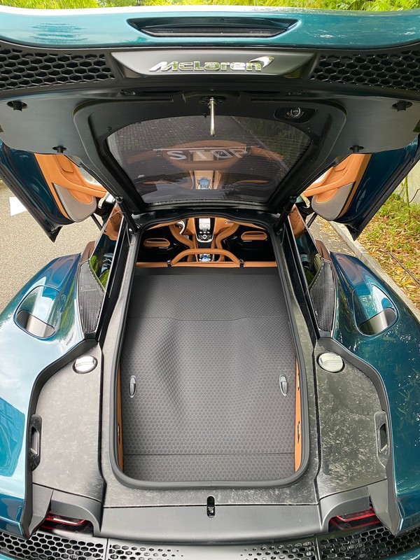 McLaren GT (2021)