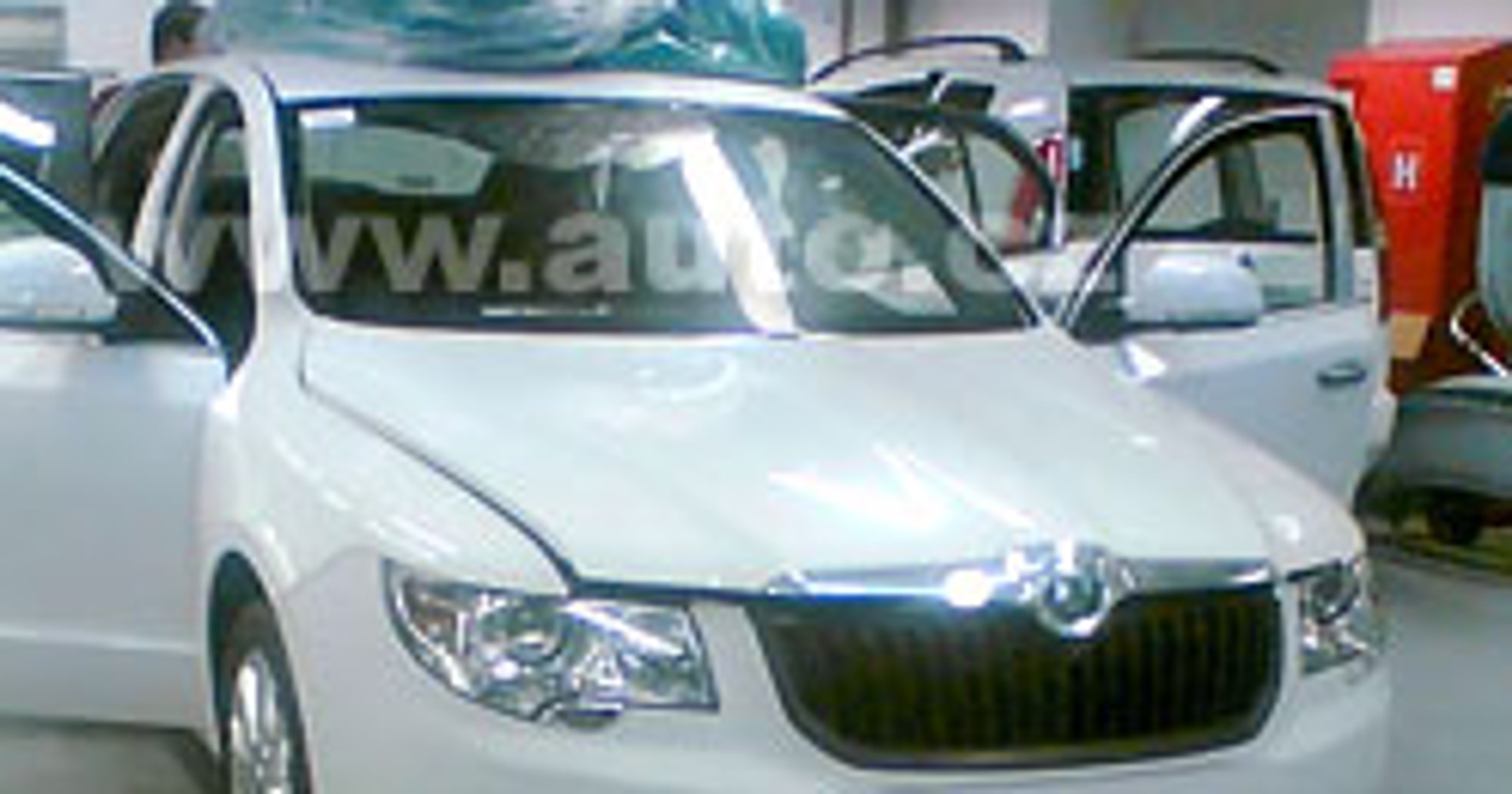 Nowa Škoda Superb: tajne i oficjalne informacje