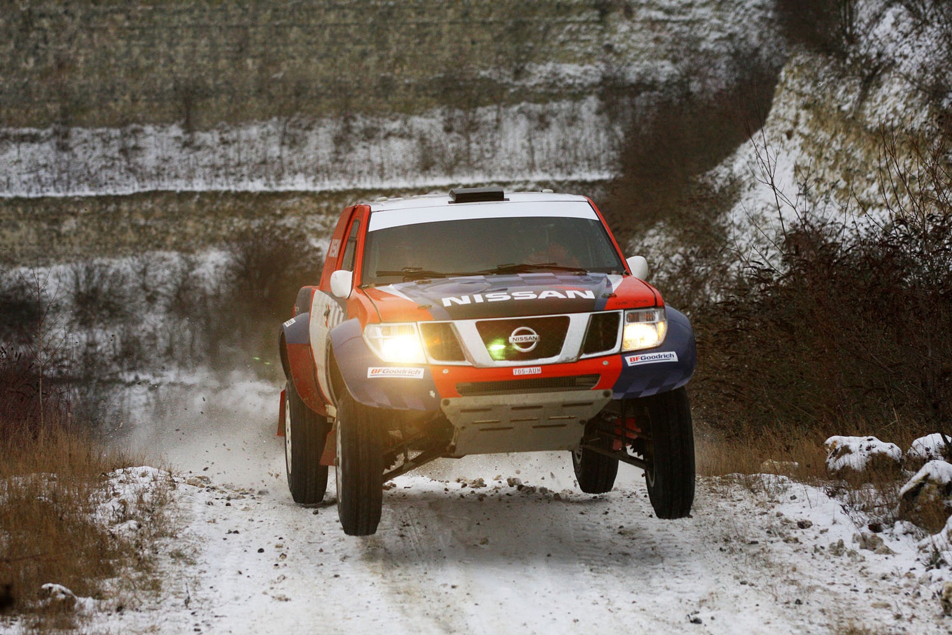 Rajd Dakar 2011: Nani Roma w Nissanie Krzysztofa Hołowczyca (galeria Rallyworld©Willy Weyens)