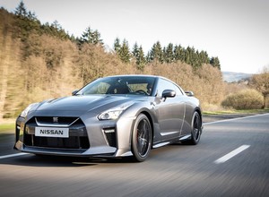 Nissan GT-R: mocniejszy silnik i zmieniony wygląd