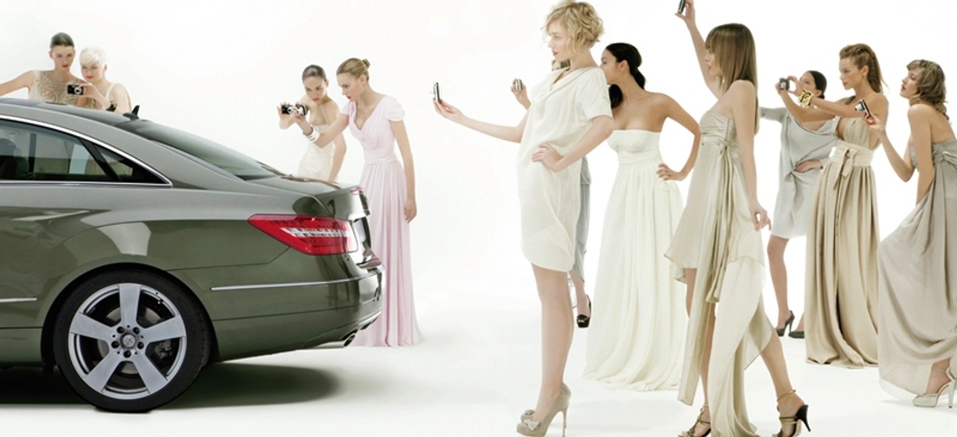 Jak znaleźć żonę? Kup Mercedesa E Coupe