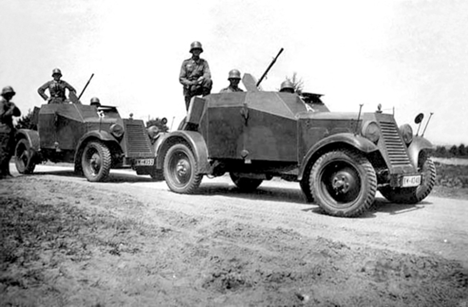 Maschinengewehrkraftwagen (Kfz. 13/14)