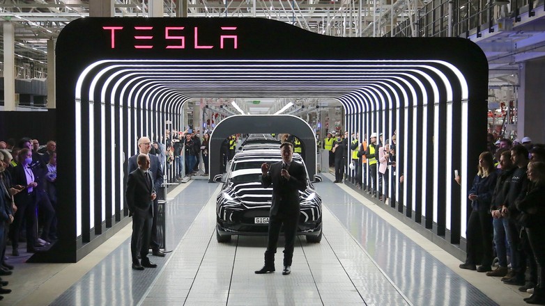 Otwarcie fabryki Tesli w Niemczech