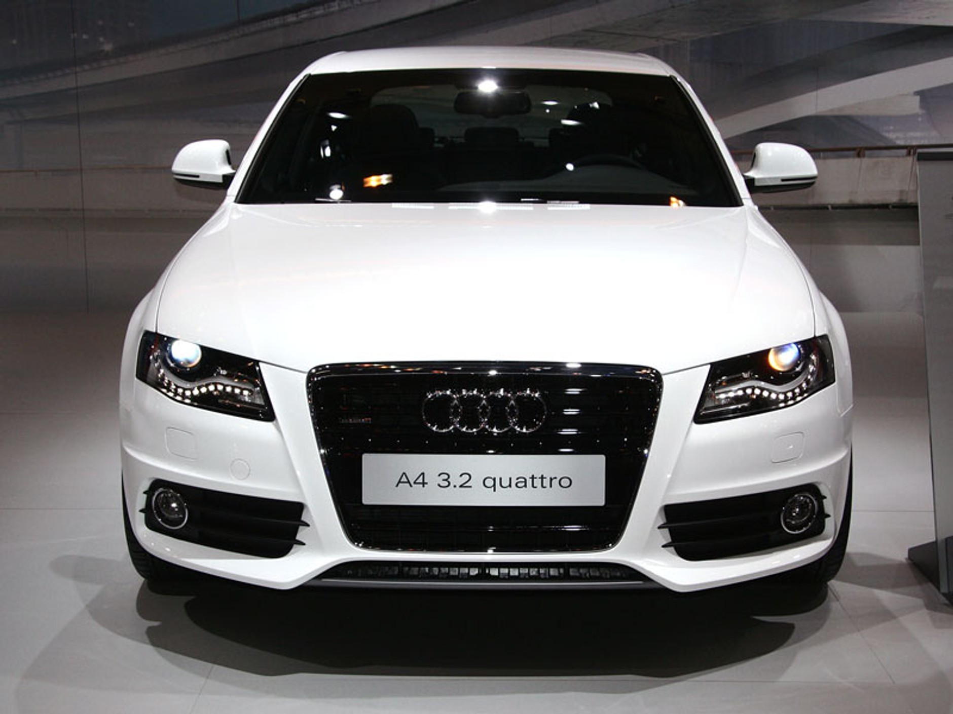 Essen Motor Show 2008: sport, tuning, prototypy