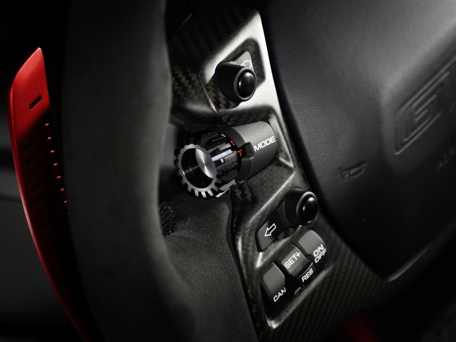 Ford GT – wnętrze