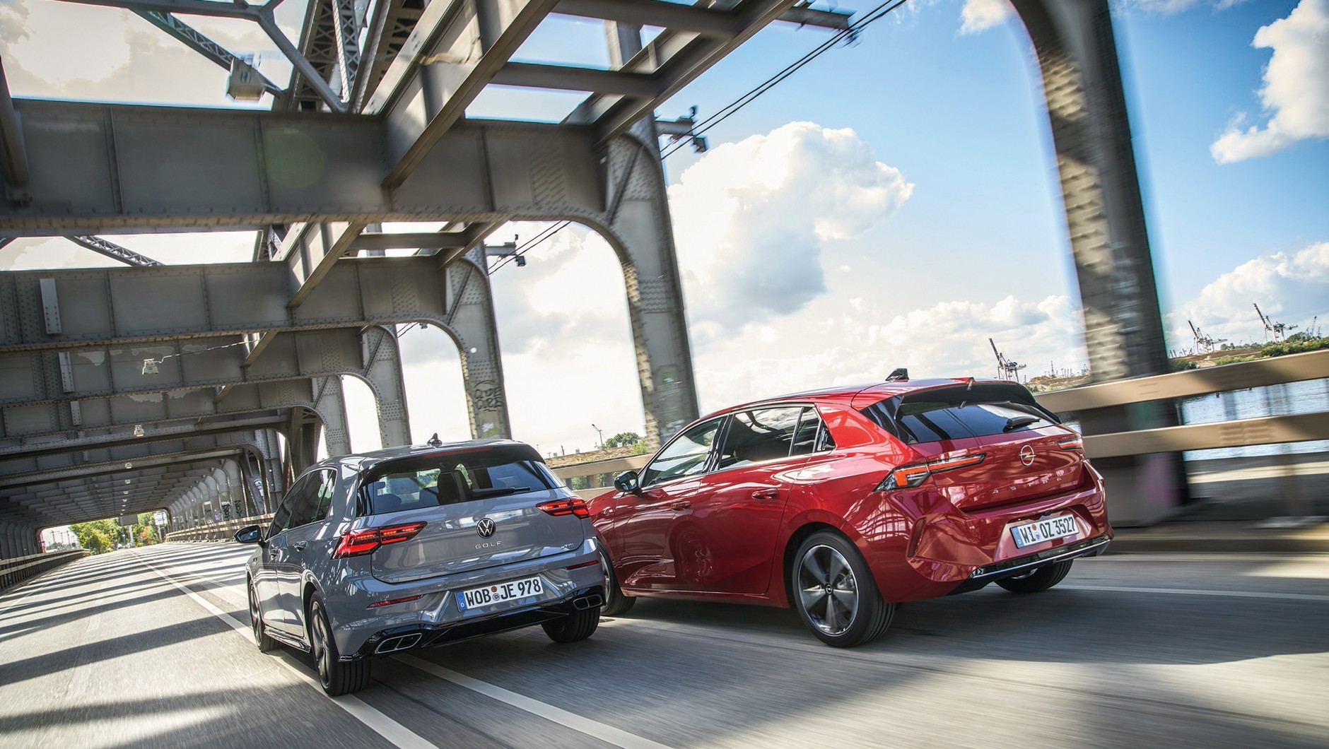 Opel Astra i Volkswagen Golf 2022 - porównanie