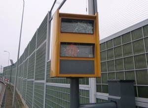 Pierwszy fotoradar na polskiej autostradzie został zniszczony