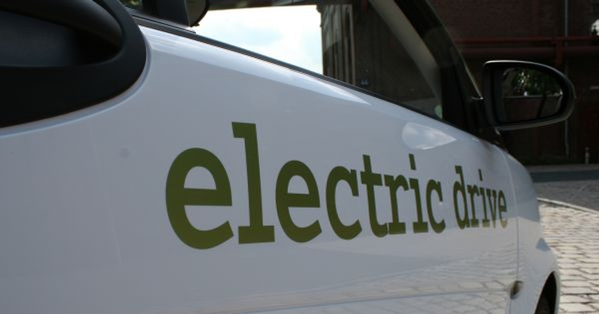 Elektryczny samochód