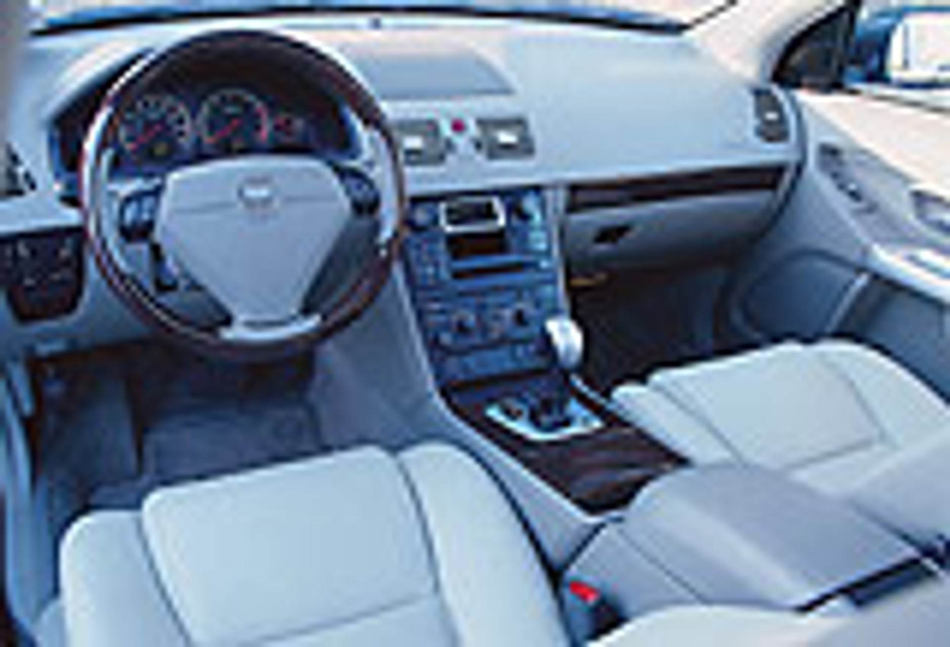 Volvo wyznacza nowe standardy