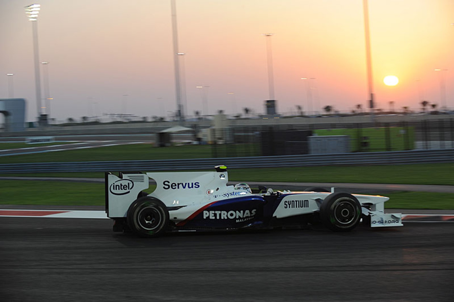 Grand Prix Abu Zabi 2009: czas pożegnań i rozstań (fotogaleria)